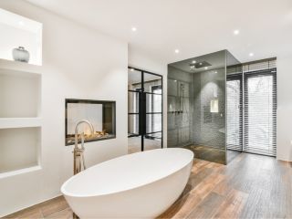 How to Achieve Window Privacy Without Curtains | Walnut Creek How to Achieve Window Privacy Without Curtains | Walnut Creek CA
